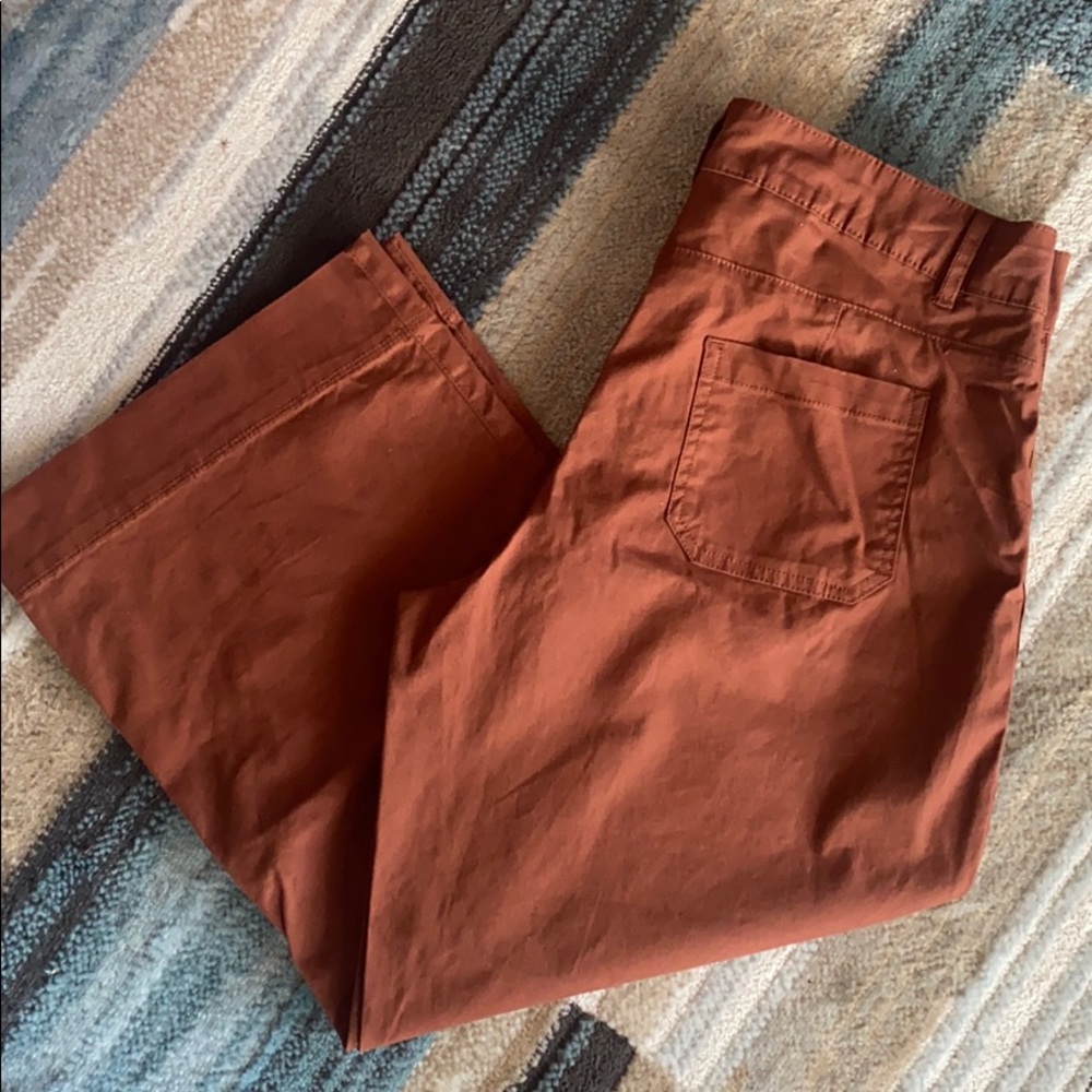 Wide Leg Capris